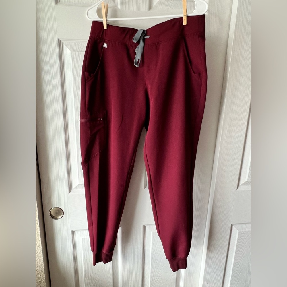 Figs Scrubs Burgundy Zamora Jogger Scrub Pant Size M
